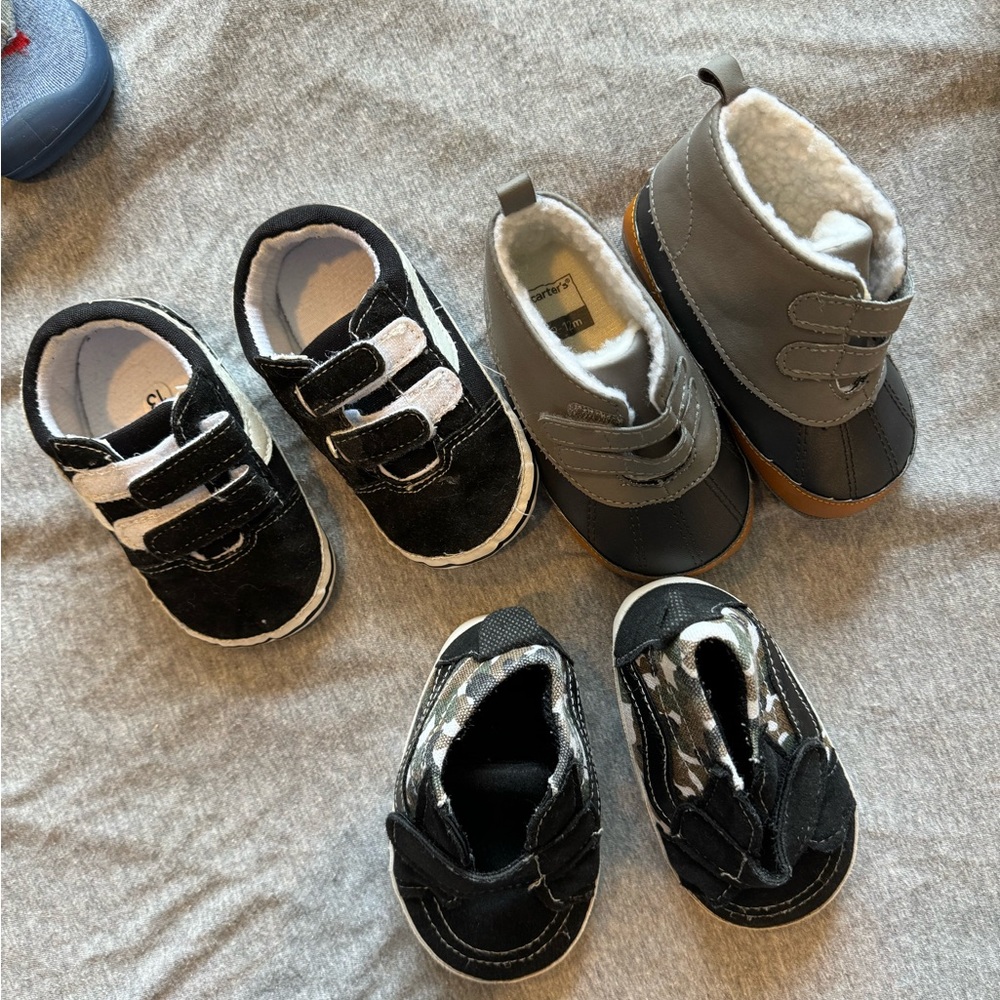 Lot of baby boy 9-12 month shoes